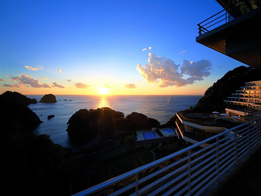 Hotel Dogashima New Ginsui Nishiizu Esterno foto